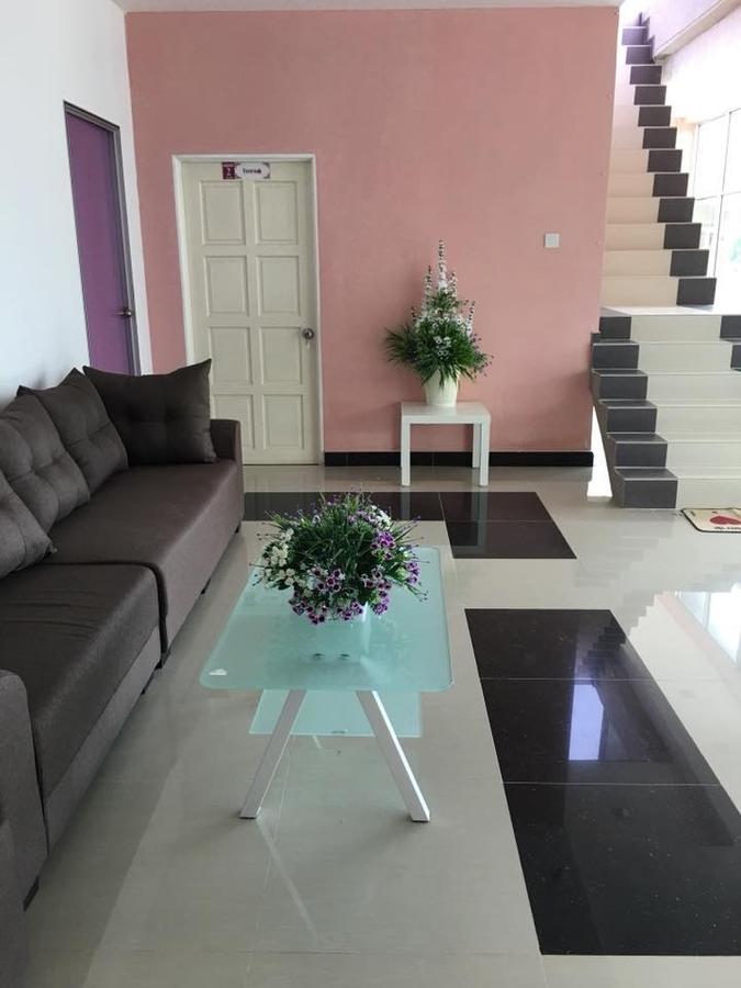 HomestayTamim Seaview Hotel Paka Екстериор снимка